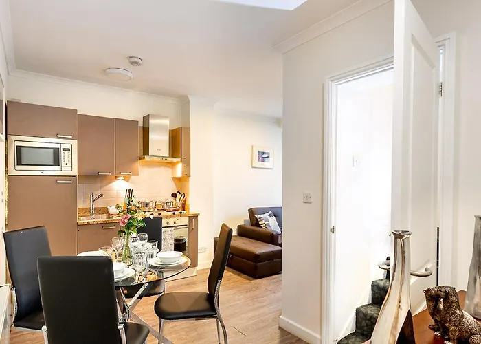 Blue Star Apartments